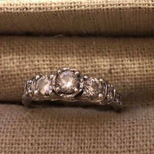 Engagement Ring 1 C.T. T.W. 10k White Gold